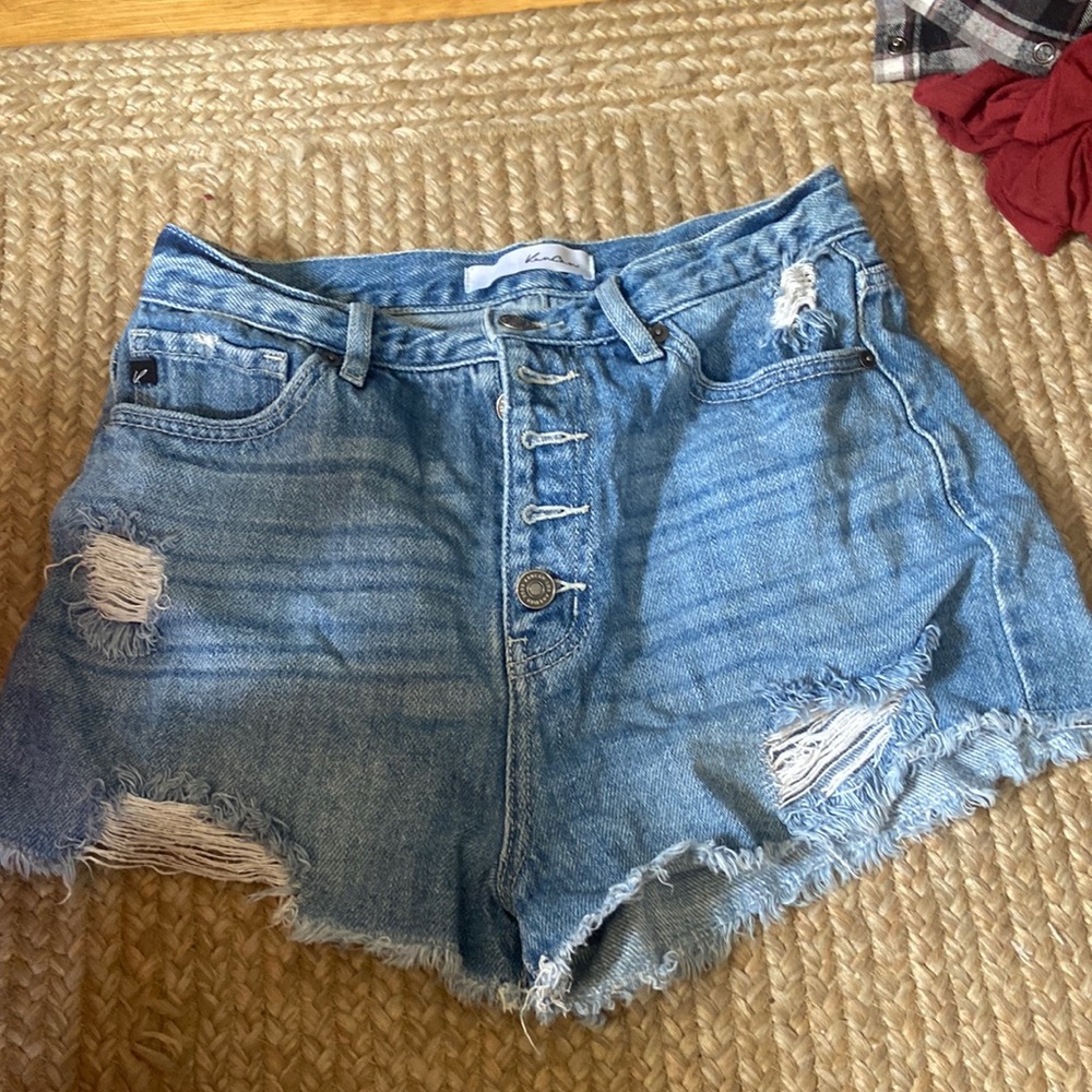 denim shorts, high waisted